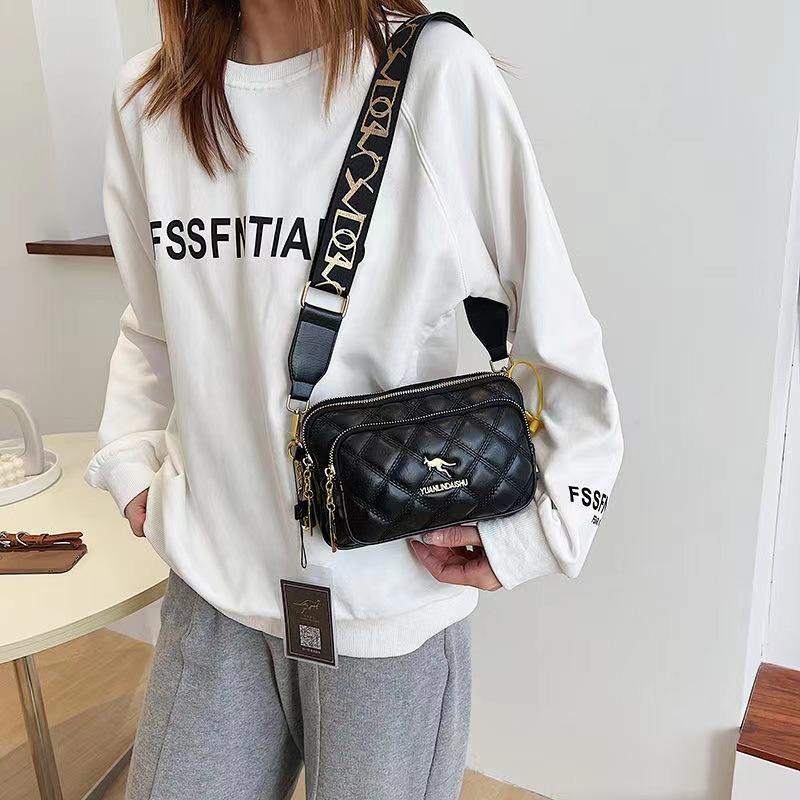 Kompakte Lingge Damen Tasche Neuer Trend Ins Kompakter Duftiger Stil Umhängetasche Nischen Handtasche Dreischichtige Lässige Crossbody Tasche