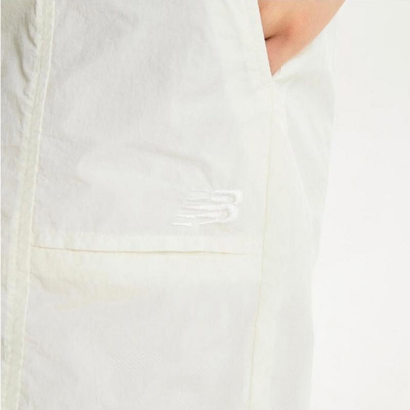 New Balance Club  W lightWeight 4 Part Woven Shorts nbnve2W422 64