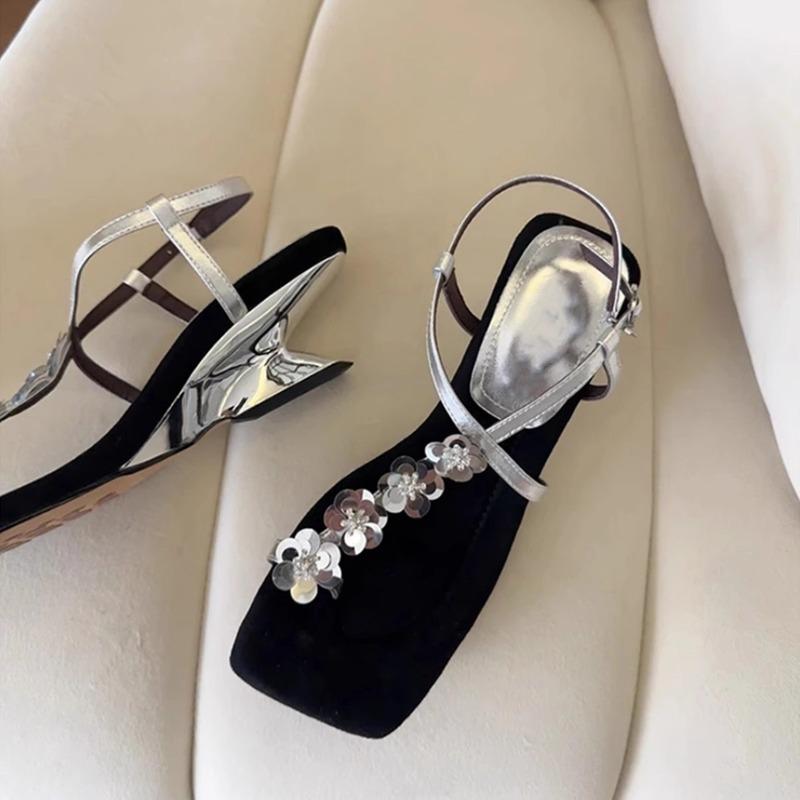 One-strap Shoes Square-toed Shoes Stylish and Elegant Sandals Women's Shoes and Simple Outerwear Shoes