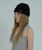 Atiseuteukeompeullegseu Artist Leather Label Basic Beanie (Black)