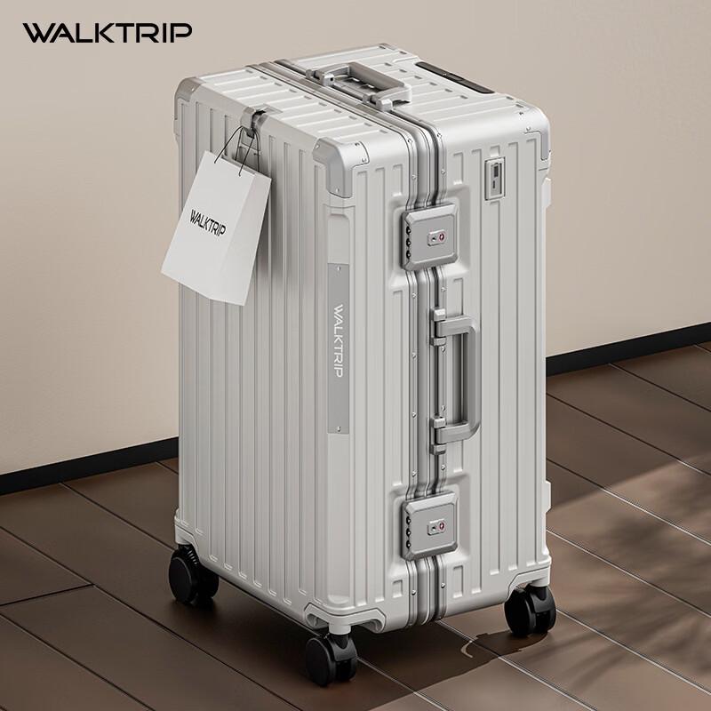 Li Shen Large Capacity PC Luggage with Brake Wheels