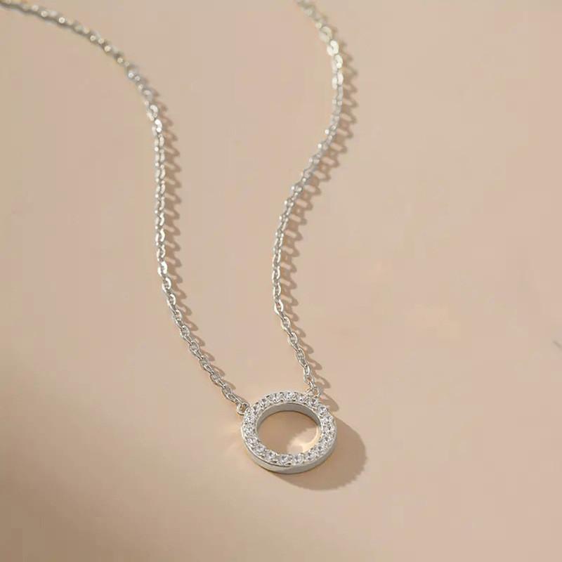 925 Sterling Silver Circle Pendant Necklace for Women Fashion Contracted Choker Necklace Exquisite Sparkling CZ Jewelry