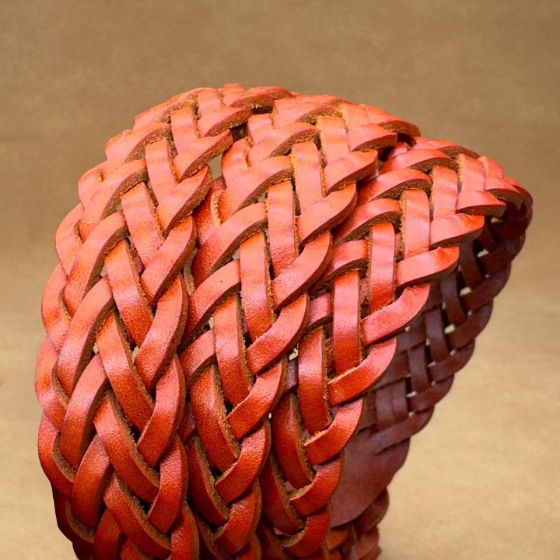 Hand-woven Leather Belt Women's Retro Casual Pin Buckle Hollow Women's Belt