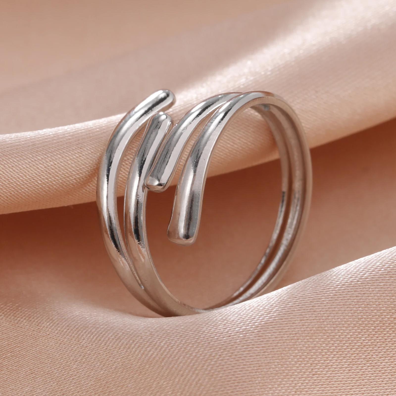 

Teamer Fashion Stainless Steel Ring for Women Gold Color Geometric Open Finger Ring Engagement Party Minimalist Jewelry Gifts