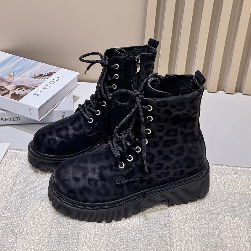 Large size leopard print Martin boots for women in the autumn and winter of 2025, new European and American wind medium tube thick-soled cotton boo