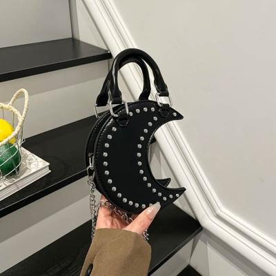 Mondform Nieten-Ketten-Tasche Damen-Handtasche