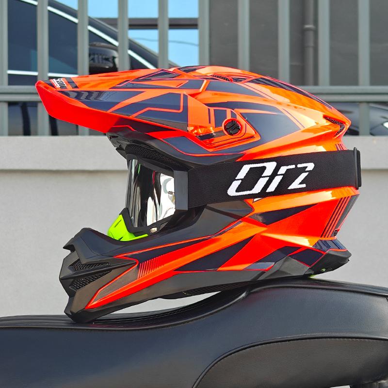 DOT Approved Adult Motorcycle Helmet Off-Road Dirt Bike Racing Full Face Helmet with Goggles
