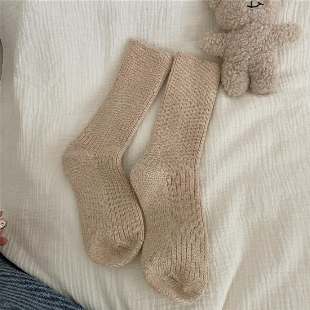 

Женские осенне-зимние утолщенные теплые однотонные носки из хлопка и шерсти с махровой подкладкой 1 pair бежевый
