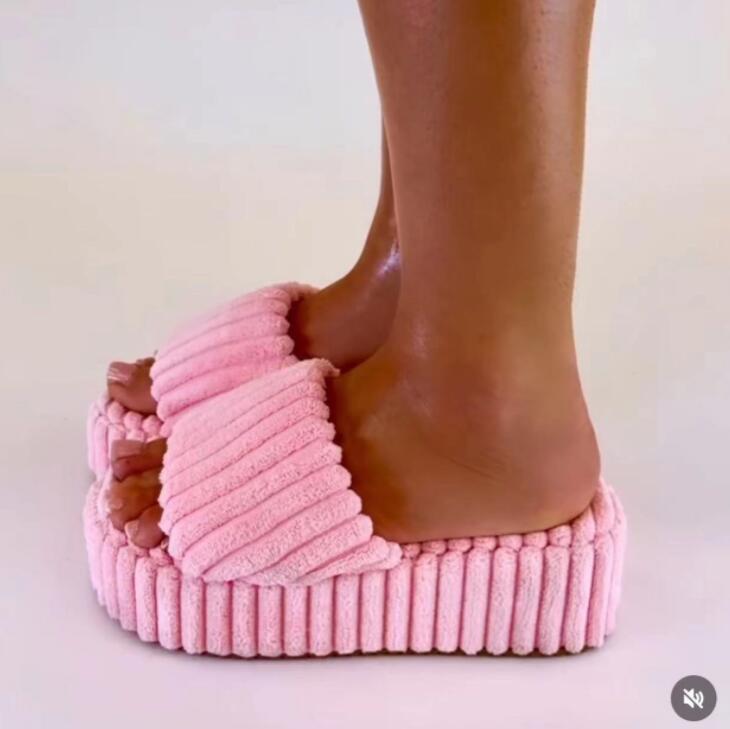 Fashion Women's new style in 2024 summer large size thick soles, towel plush slippers, women's fashion open-toe home slippers