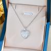 New Opening and Closing Heart-shaped Necklace for Female Niche Design, High-end Temperament, Peach Heart Accessories