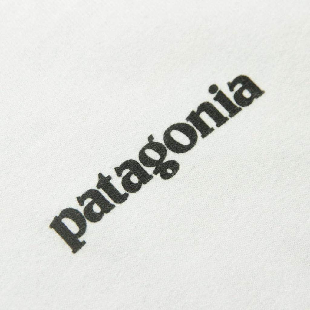 Patagonia Men's P-6 Logo Responsibili-Tee (US-XL, White) (Parallel Import)