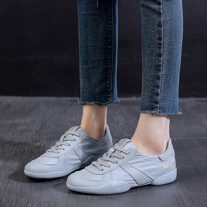 Fashion Sports Women Shoes Jogging Fitness Casual Sneakers Outdoor Non-slip Running Tennis Shoes Breathable Walking Trainers New