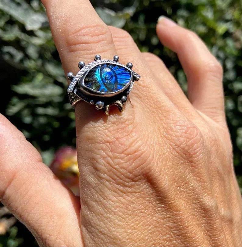 2024 New Creative Cat's Eye Alloy Casting Rings for Men Tiktok Europe and America Gothic Rock All-around Eyeball Simple Jewelry