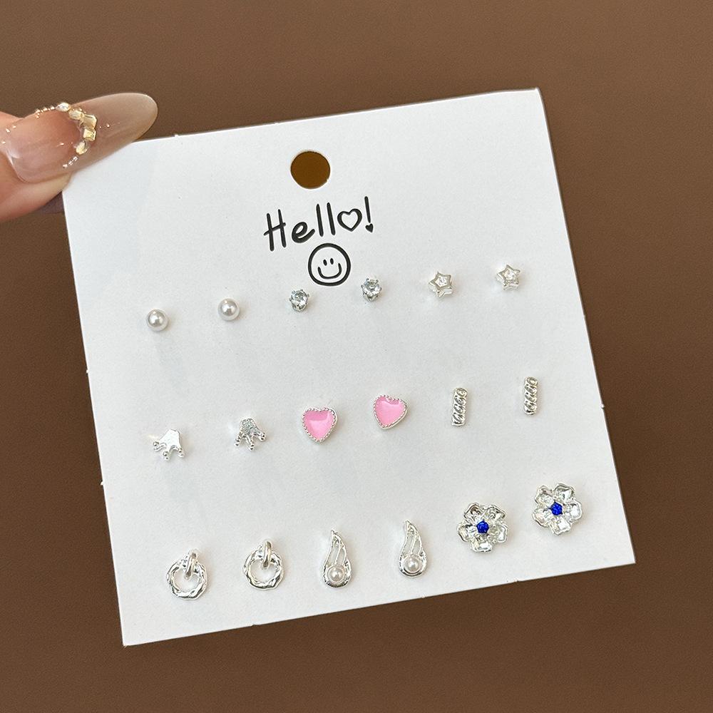 Korean Version of Niche One-week Stud Earrings Set Ins Cute and Small Alloy Electroplating Temperament Point Diamond Earrings