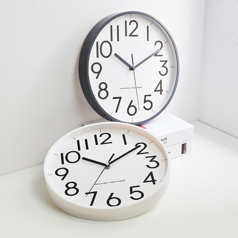 European Creative Wall Clock Modern Simple Aesthetic Luxury Fashion Clock Wall High Quality Art Reloj De Pared Wall Decor