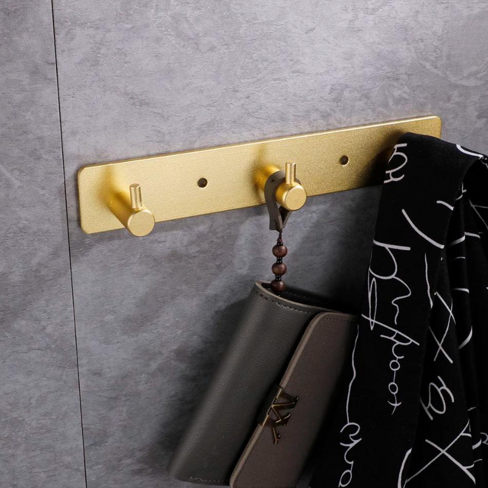 Gancio per Bagno Adesivo Oro Opaco Nero Cucina Lavatoio Montaggio a Parete 2 3 4 5 Ganci per Accappatoio Asciugamano Portaoggetti per Vestiti Alluminio