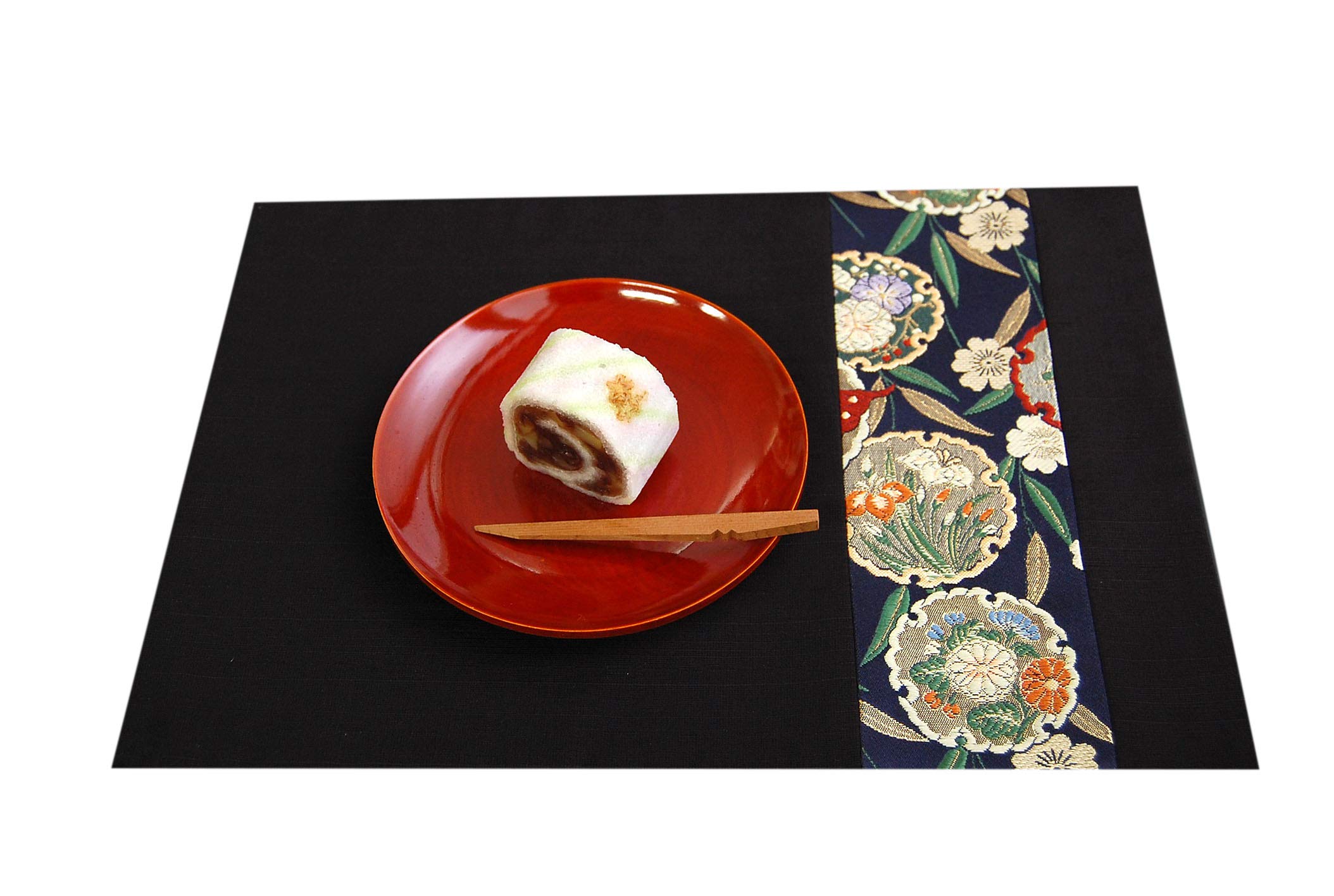

tea mat with gold brocade design Japanese-style pattern, obi-style (Aoi)