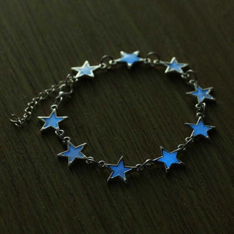 New Romantic Luminous Love Heart Stars Bracelet for Woman Glow In The Dark Charm Bracelet Girl Party Personality Jewelry Gifts