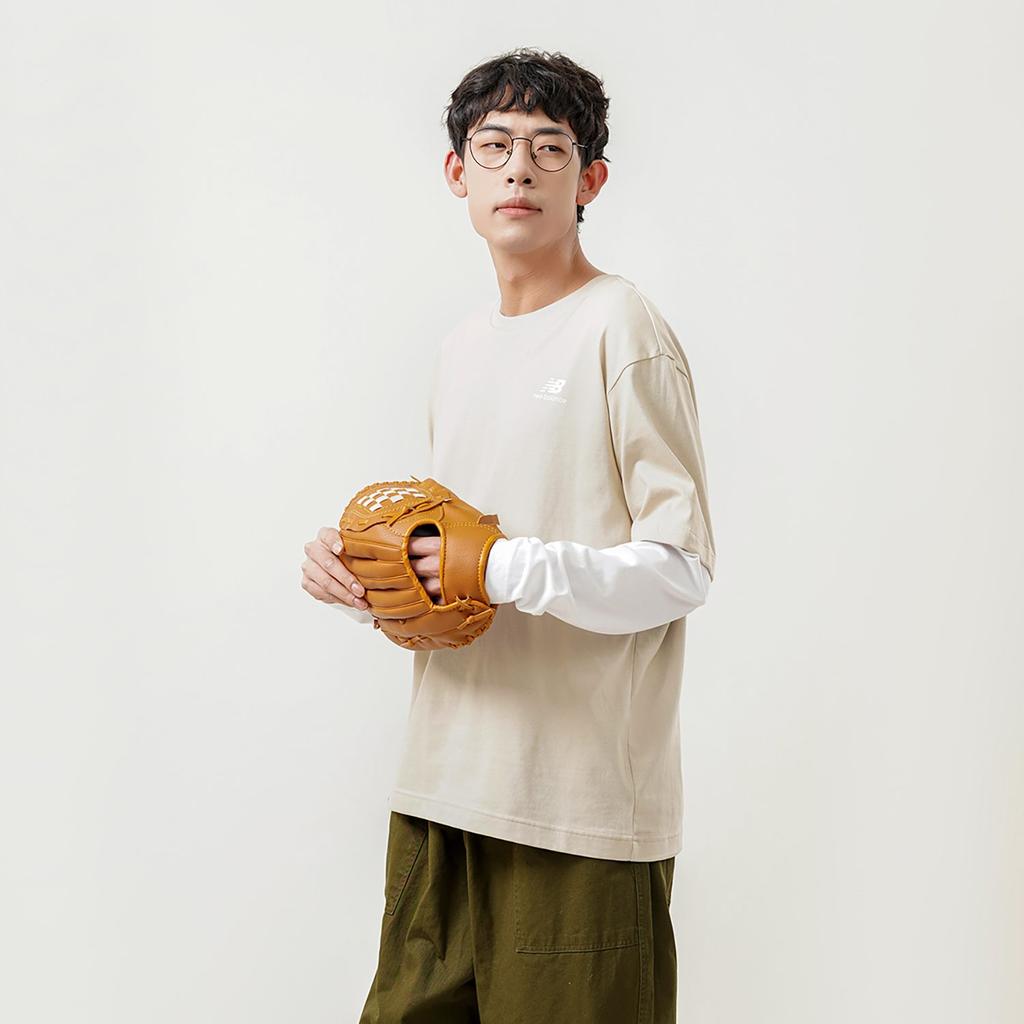 New Balance Contrasting Colors T Shirts Unisex Apricot Crew Neck Moderate Straight Fit 5DC16063-BEI