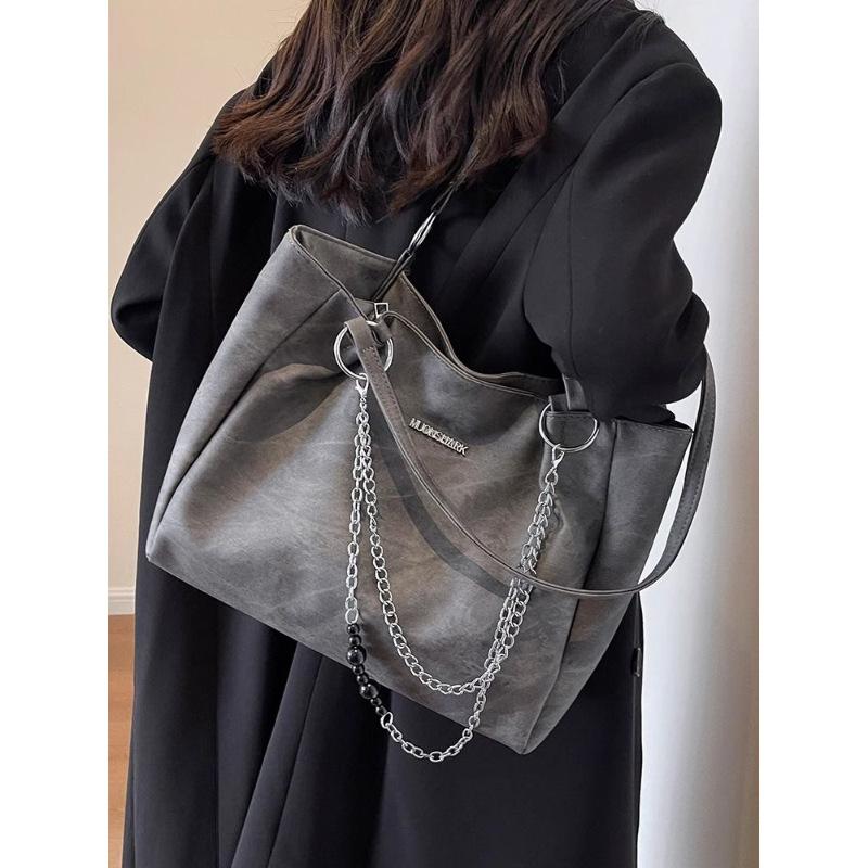 Large-capacity Bag Women's 2025 Autumn and Winter New Class College Student Versatile Shoulder Bag Textured Commuter Tote Bag