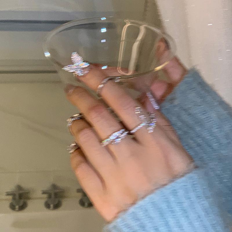 Copper Adjustable Chic Ring For Women With Irregular Geometric Style And Shimmering Zirconia For Fashion Lovers