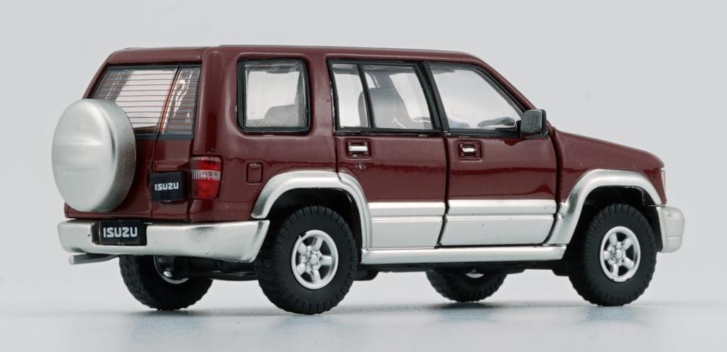 BM CREATIONS Scale Isuzu Bighorn Dark Red RHD Finished Product 1/64 1998-2002