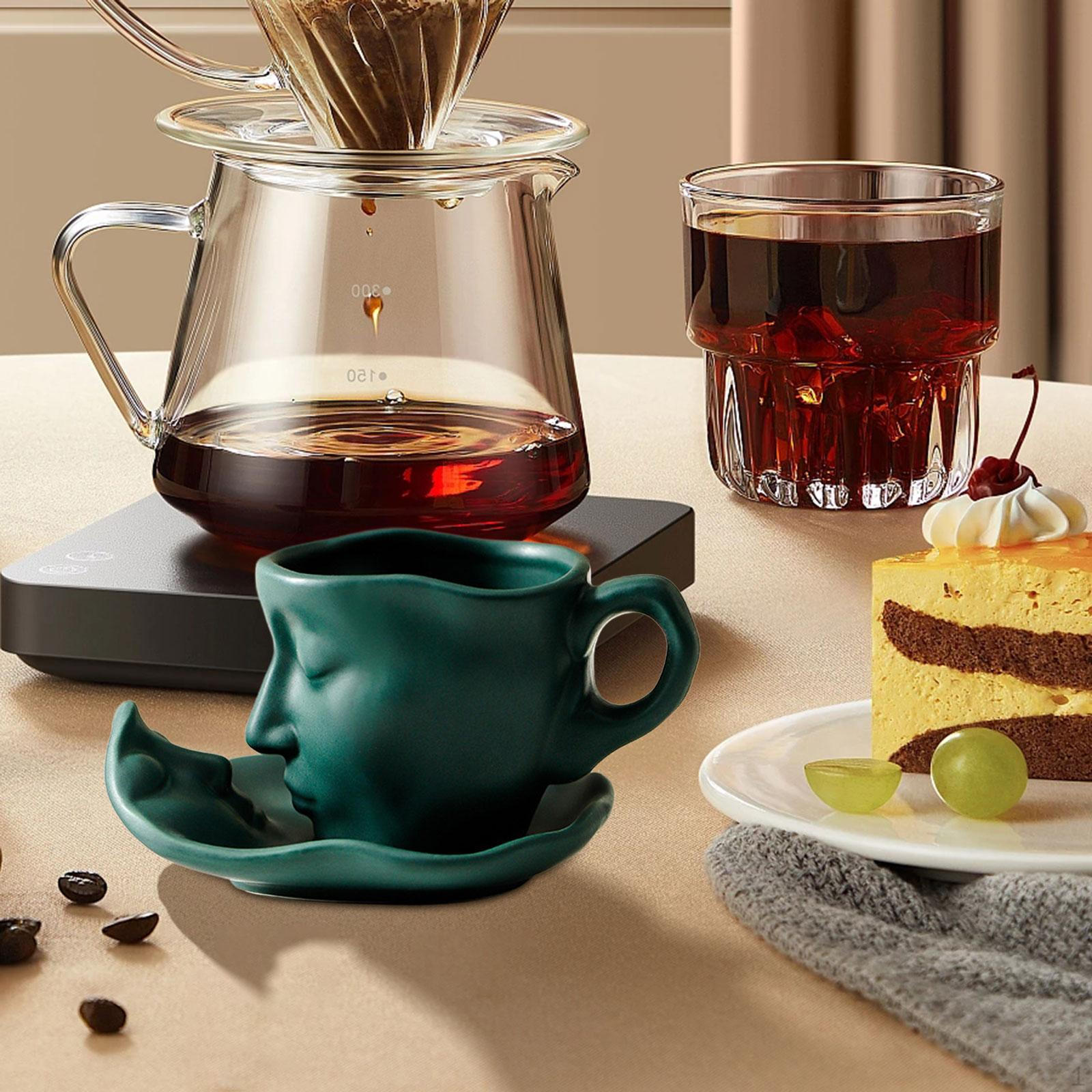 

Фарфоровый чайный сервиз ручной работы с подходящим блюдцем зелёный