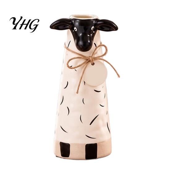 Rustic Home Office Accents Resin Cute Animal Vase, Farmhouse Decorative Flower Holder for Bookshelf Ornaments Decor, Pig/Cow/Sheep/Chicken Arrangement