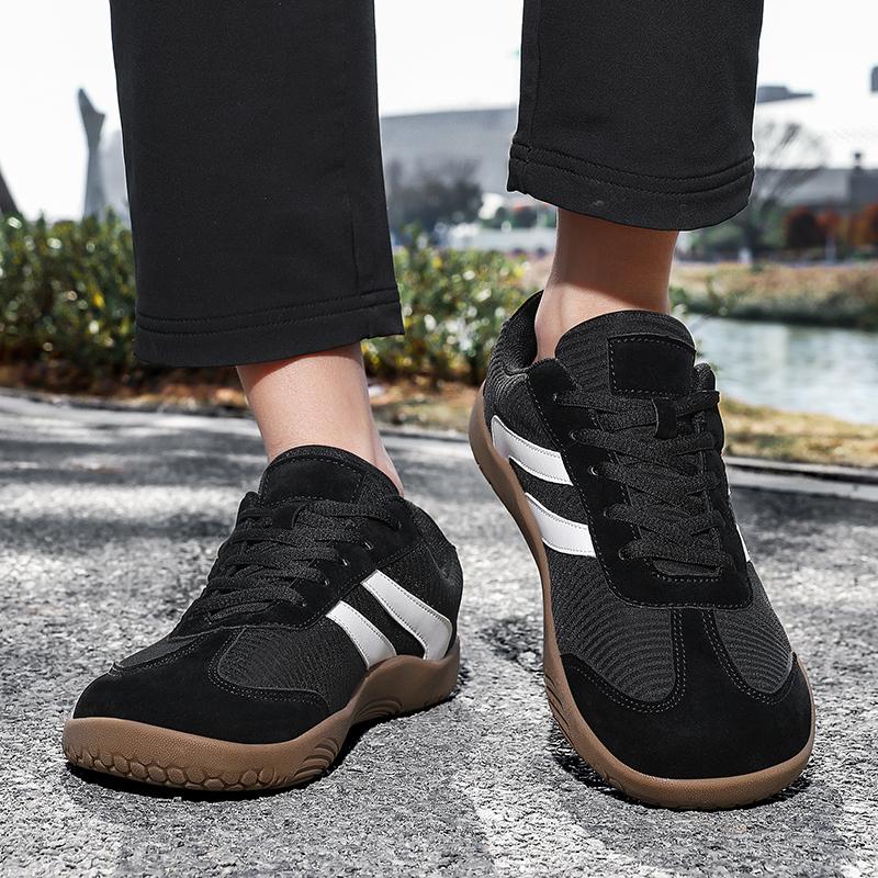 

Мужские босоногие повседневные туфли-лоферы Черные с широким носом Обувь для вождения Белые кроссовки Серые спортивные кроссовки для ходьбы Большой размер EU: 39 чёрный