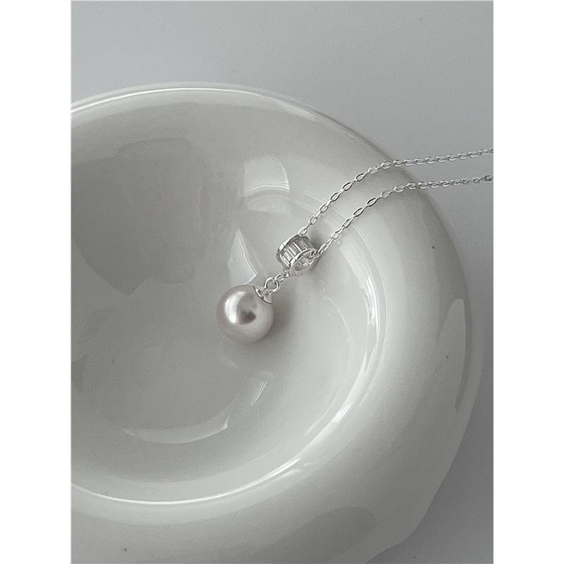 Thousand Gold Sense Classic Pearl Necklace for Women - Elegant, Versatile Design for Everyday Wear