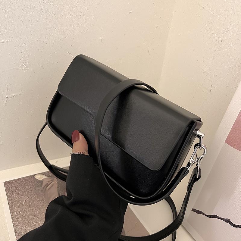 2024 Women's Korean Retro Small Square Crossbody Bag - Versatile Solid Color, Casual Single Shoulder Style