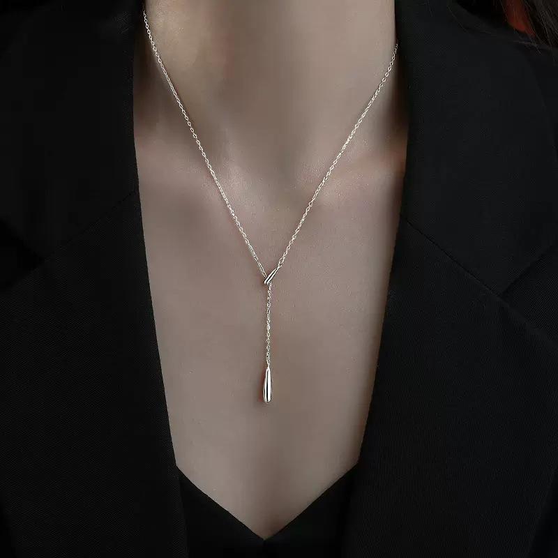 Tassel water drop necklace women s high-end design sense niche Korean version temperament fashionable and simple neck chain cold wind collarbone chain