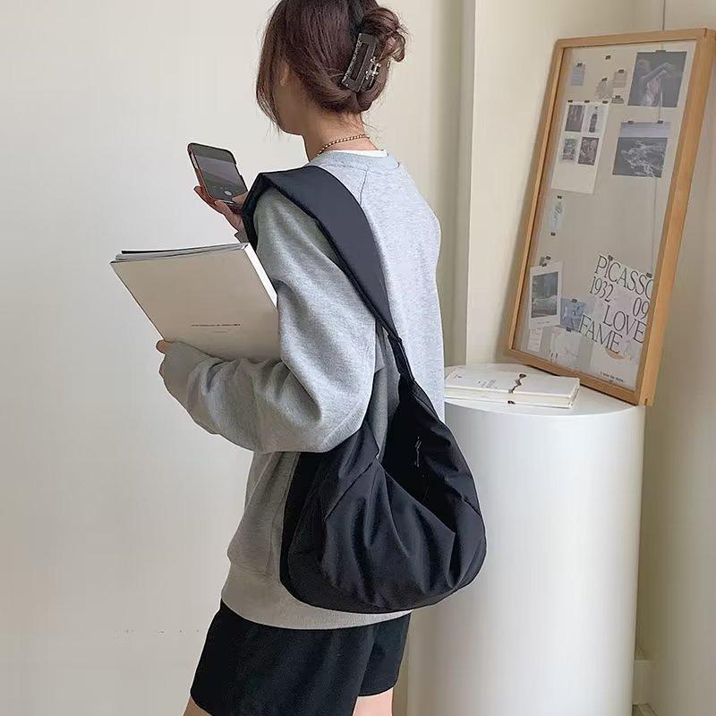 Korean Wide Strap Canvas Crossbody Bag for Women - Niche Design Pleated Dumpling Shoulder Bag