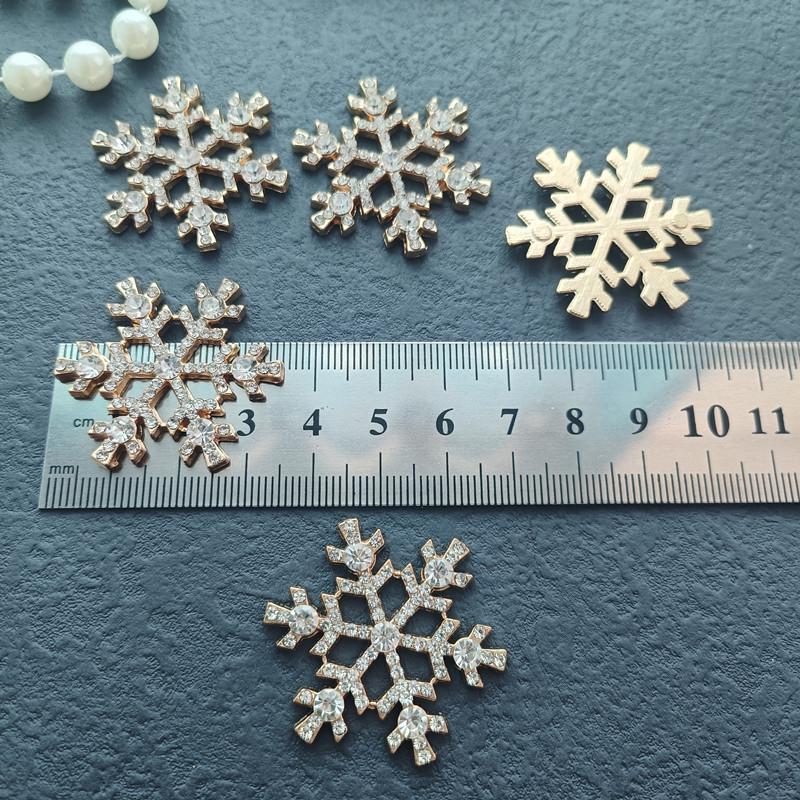 3.5cm Alloy Snowflake Embellishments for DIY Christmas Hair Accessories - Gold & Silver