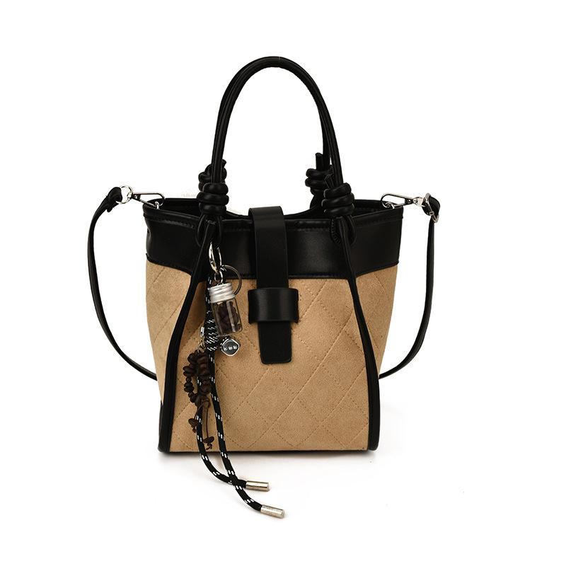 

Fashion retro contrasting color portable mother and child bag women s high sense super fire diamond bucket bag suede messenger bag no pendant