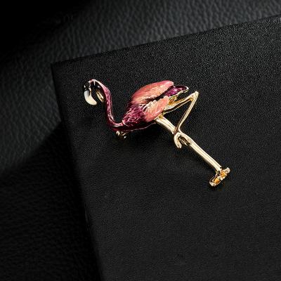 Hübsche Kranichförmige Emaille-Broschen Goldener Vogel Revers-Anstecker Damen Mädchen Formelles Abzeichen Kleidung Schmuck Dekoration Kostenloser Versand