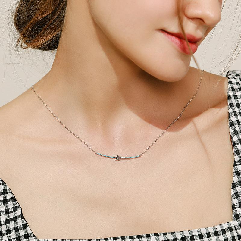 Dámsky klasický náhrdelník s príveskom Tancise S925 z mincového striebra