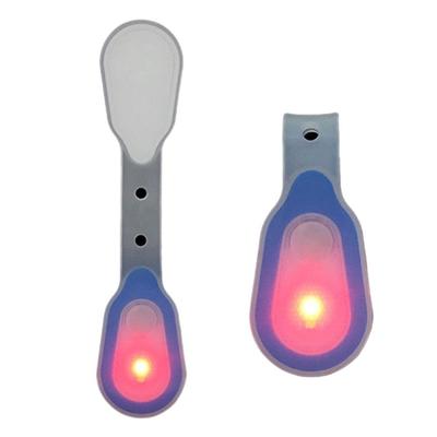 LED Clip On Flashlight Silicone Night Light Backpack Light Pocket Work Light Safety Warning Light for Outdoor Night