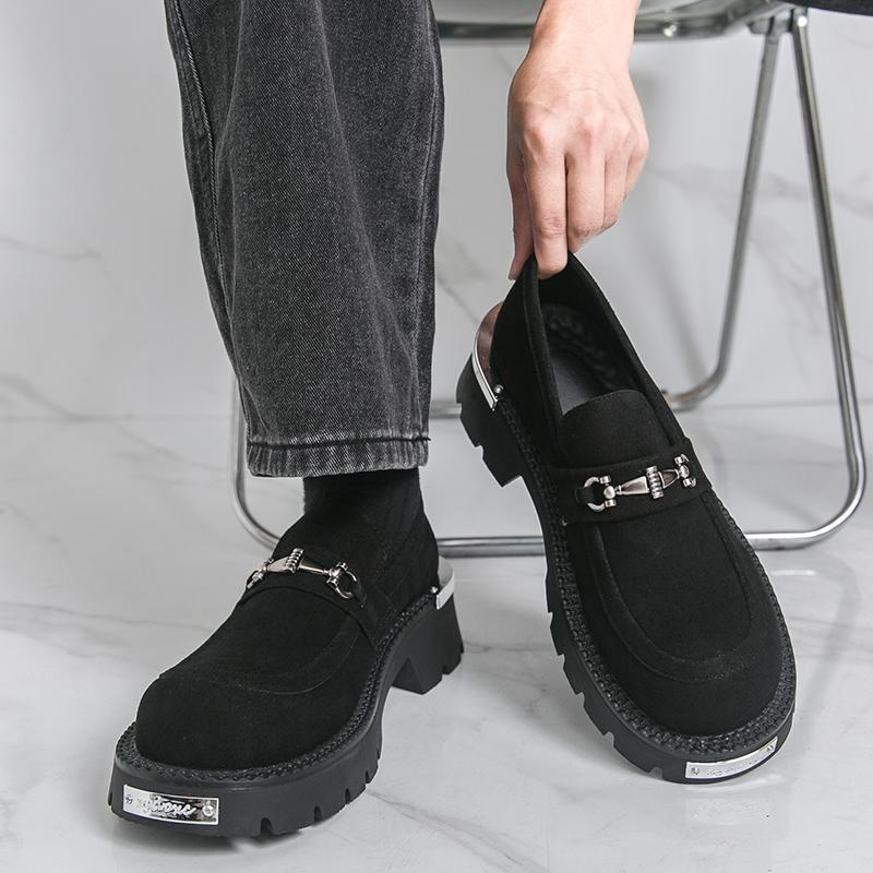 Fashion Classic Men Loafers Men One-foot Casual Thick-soled Lightweight Breathable Fashionable Brand Shoes Social Shoes Men Sizes 37-46