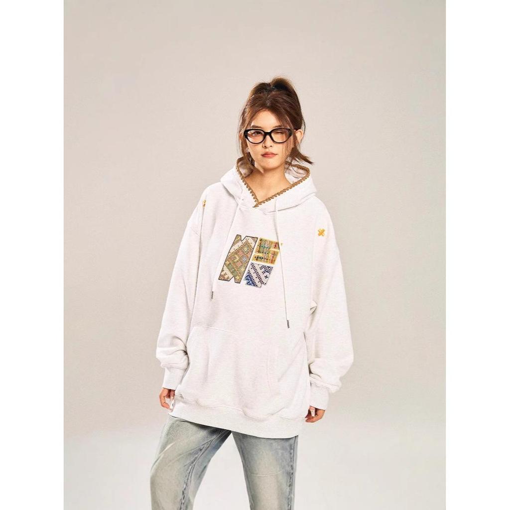 Retro Ethnic Style Men's Fleece-Lined Hooded Sweatshirt with Embroidery