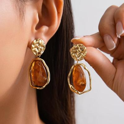 European and American Fashion Metal Fold Earrings with Pearls