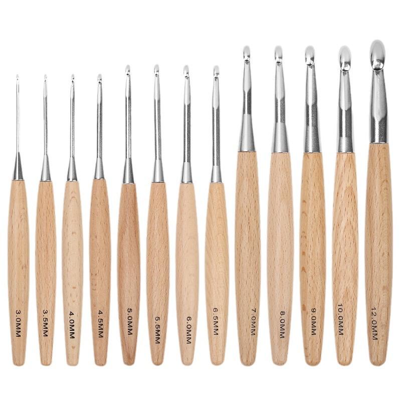 Premium Wooden Handled Crochet Hook Set - Solid Wood Round Hooks for Knitting and Crochet Projects.