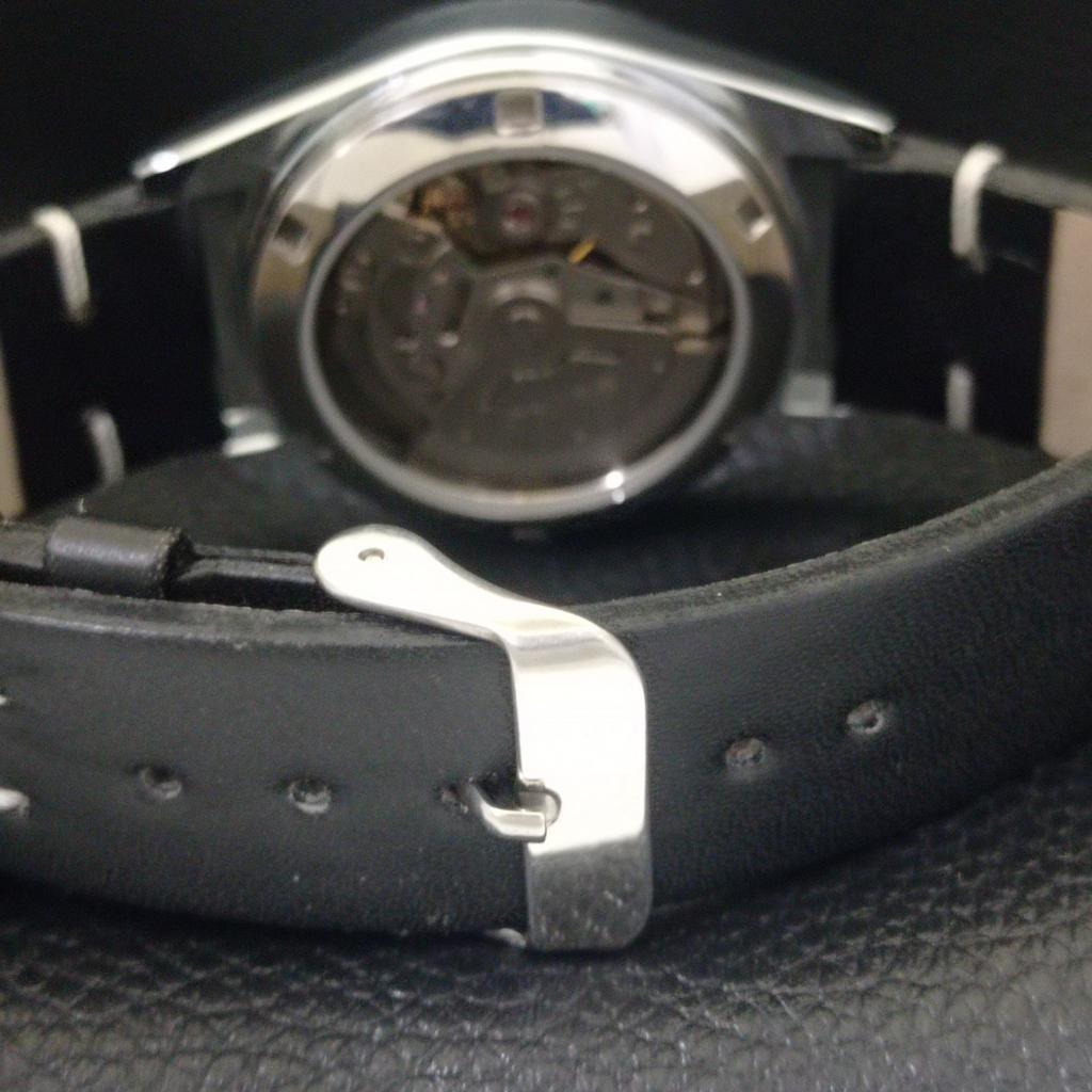 VINTAGE REFURBISHED SEIKO 5 AUTOMATIC JAPAN MENS ROMAN FIGURE WATCH a442069-1