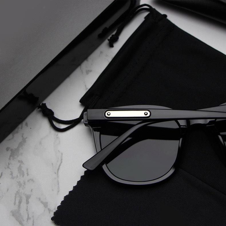 High-End Retro Fashion Polarized Sunglasses for Men & Women - UV Protection & Versatile Style