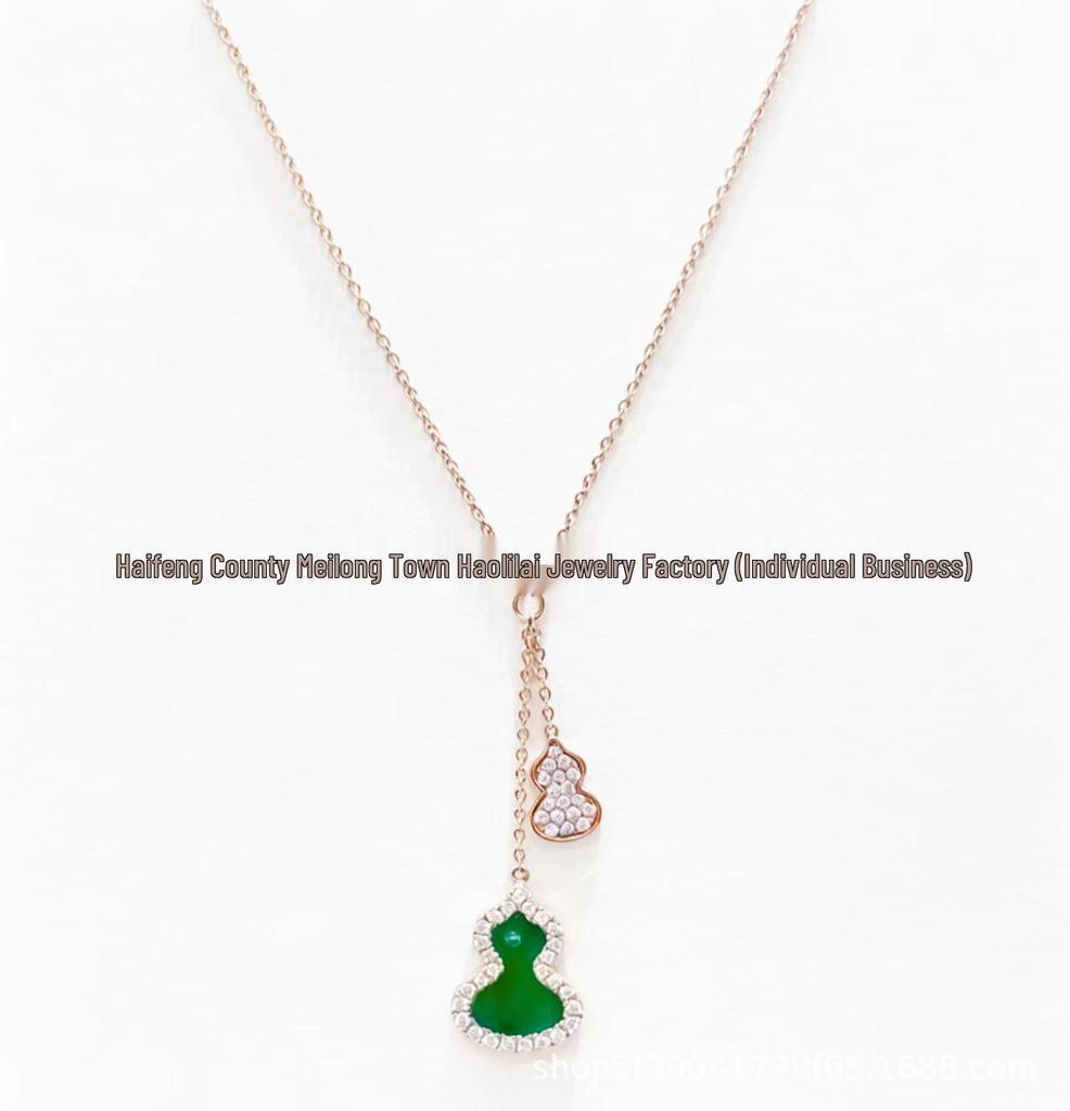 18K Gold Plated Linjia Gourd Necklace with Red Agate & White Mother-of-Pearl Pendant for Women