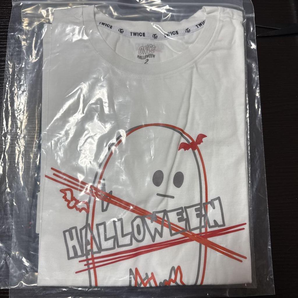 [USED] TWICE ONCE HALLOWEEN 2 T-shirt Type C (XL)