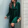 Herbst Neuer Stil Elegantes Retro-Stil Damen Locker Tiefes V-Ausschnitt Samt Unifarbenes Kleid
