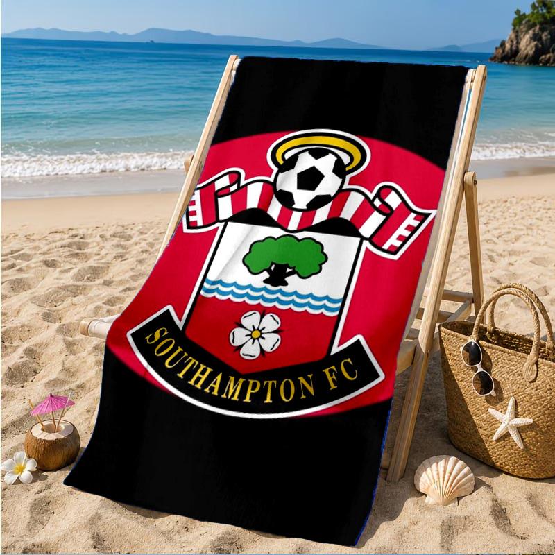 FC-Wappen-Design aufgedrucktes Mikrofaser-Strandtuch, Weich und saugfähig, Schnell trocknend, Ideal für Sommerreisen, Strand-Essential, Schwimmbad