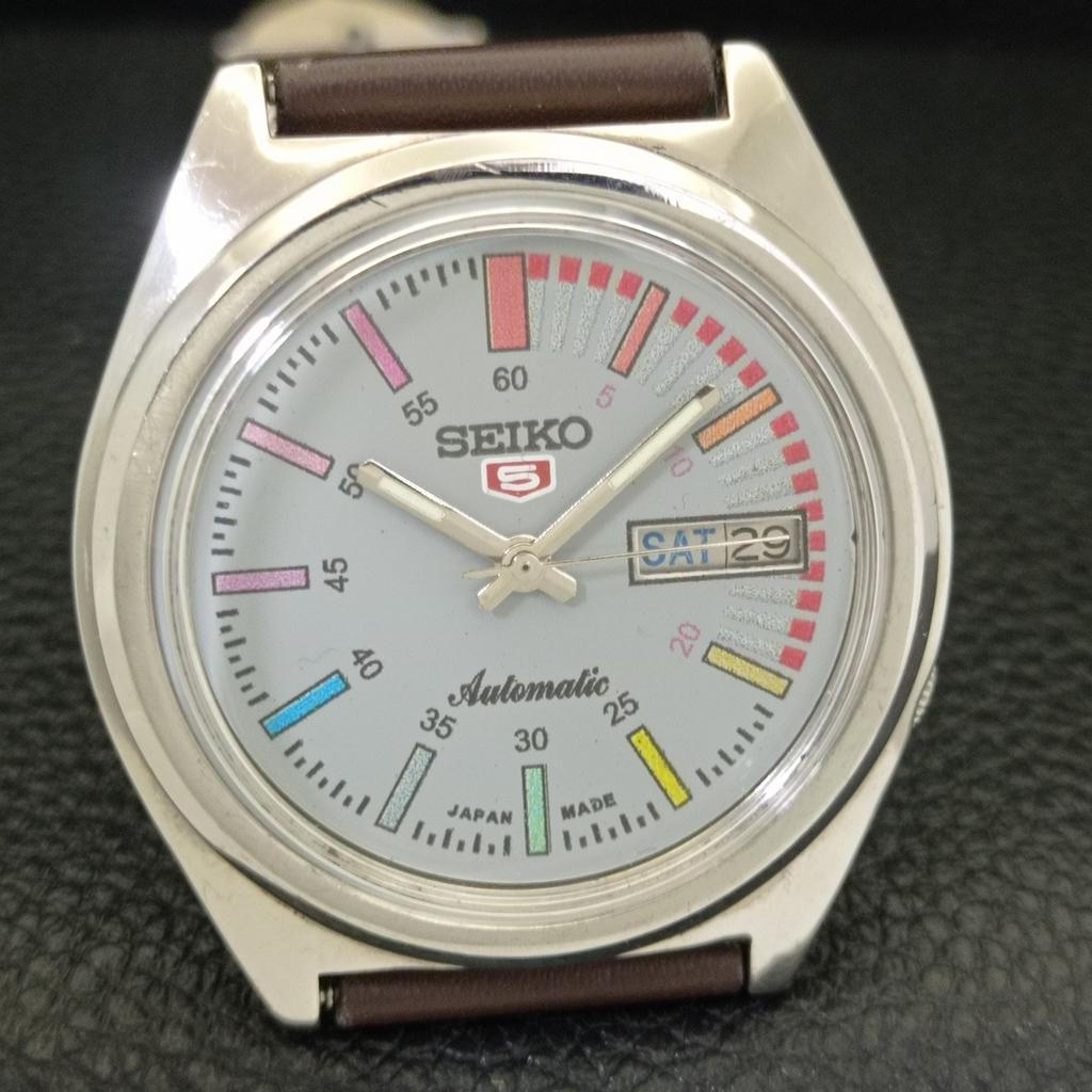 JAPAN VINTAGE SEIKO 5 AUTOMATIC MENS GREY COLOR DIAL WATCH A701635-5 R206c-a701635