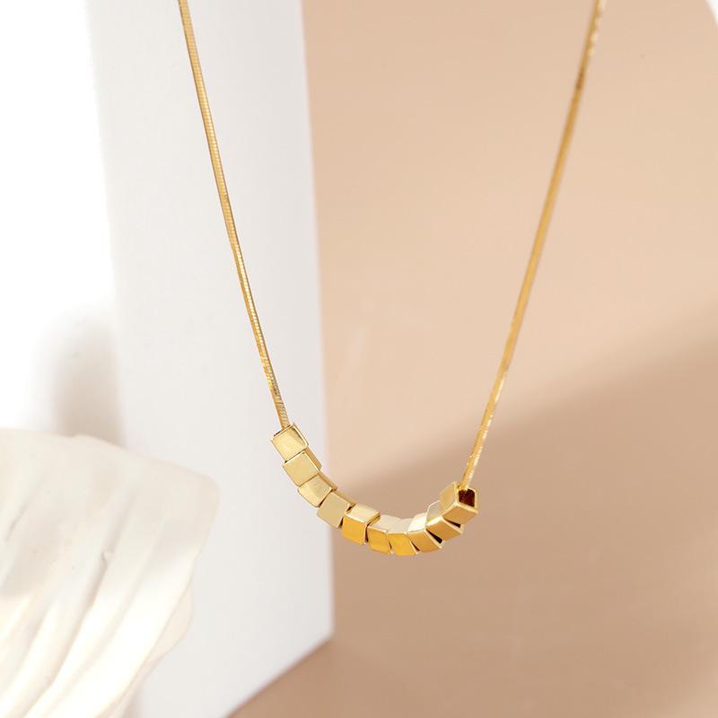 925 Sterling Silver Light Luxury Snake Bone Chain Necklace – Versatile High-End Women's Clavicle Jewelry